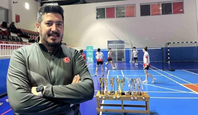 Eskişehirli 15 Yaş Altı Badminton Milli Takımı Destek Bekliyor