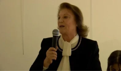 İSRAİL’in saldırılarından kaçan 102 Filistinli öğrenci Türkiye’ye getirildi