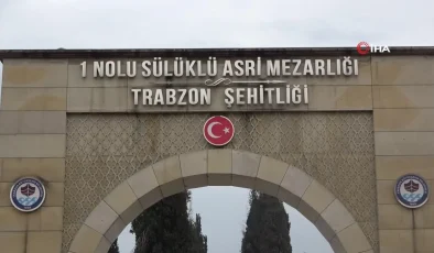 Şehit mezarları lise öğrencileri tarafından güzelleştiriliyor