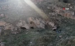 Bin Yıllık Kaya Oyma Kilise Definecilerin Tehdidi Altında