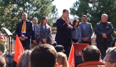 CHP İzmir Büyükşehir Belediye Başkan Adayı Cemil Tugay’dan Hükümete Eleştiri