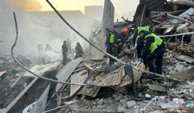 Rusya, Ukrayna’nın enerji endüstrisine saldırdı