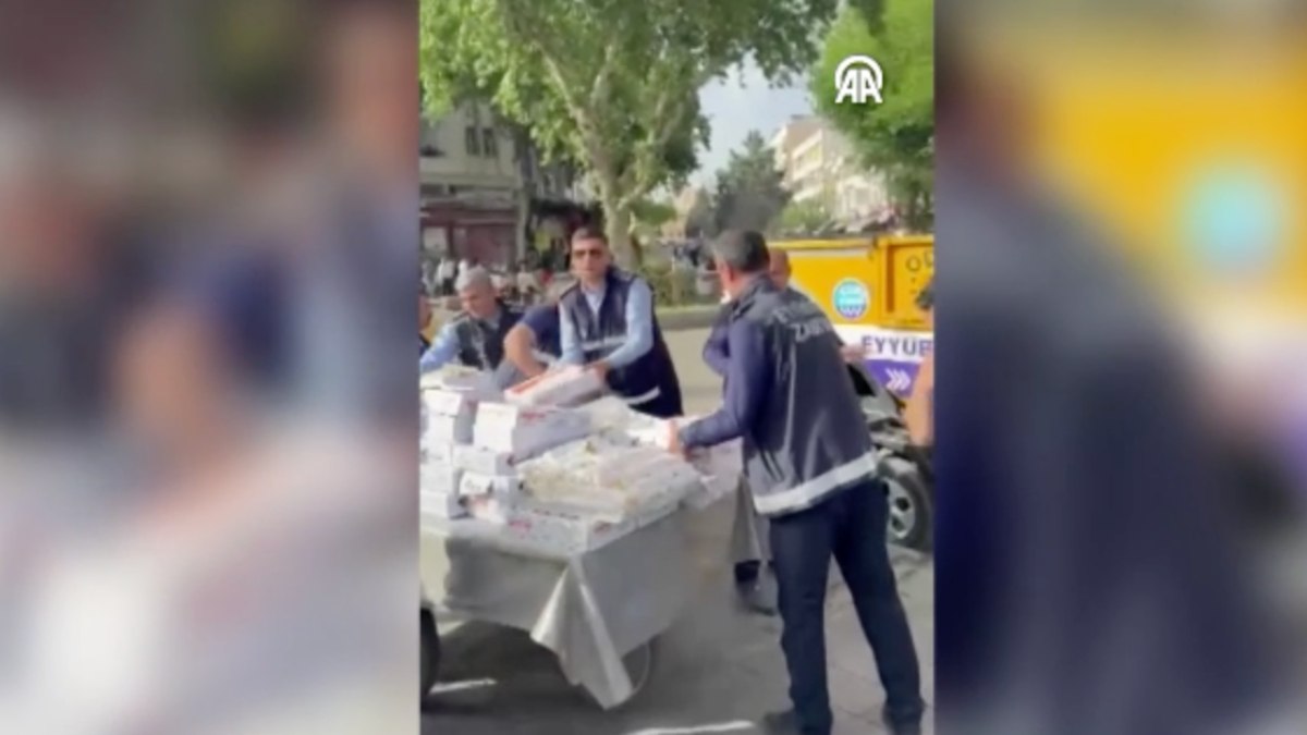 Şanlıurfa’da 2 ton küflenmiş lokum yakalandı